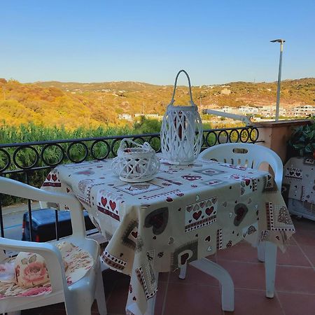 Апартаменти La Residenza Del Porto Санта-Тереза-Галлура Номер фото